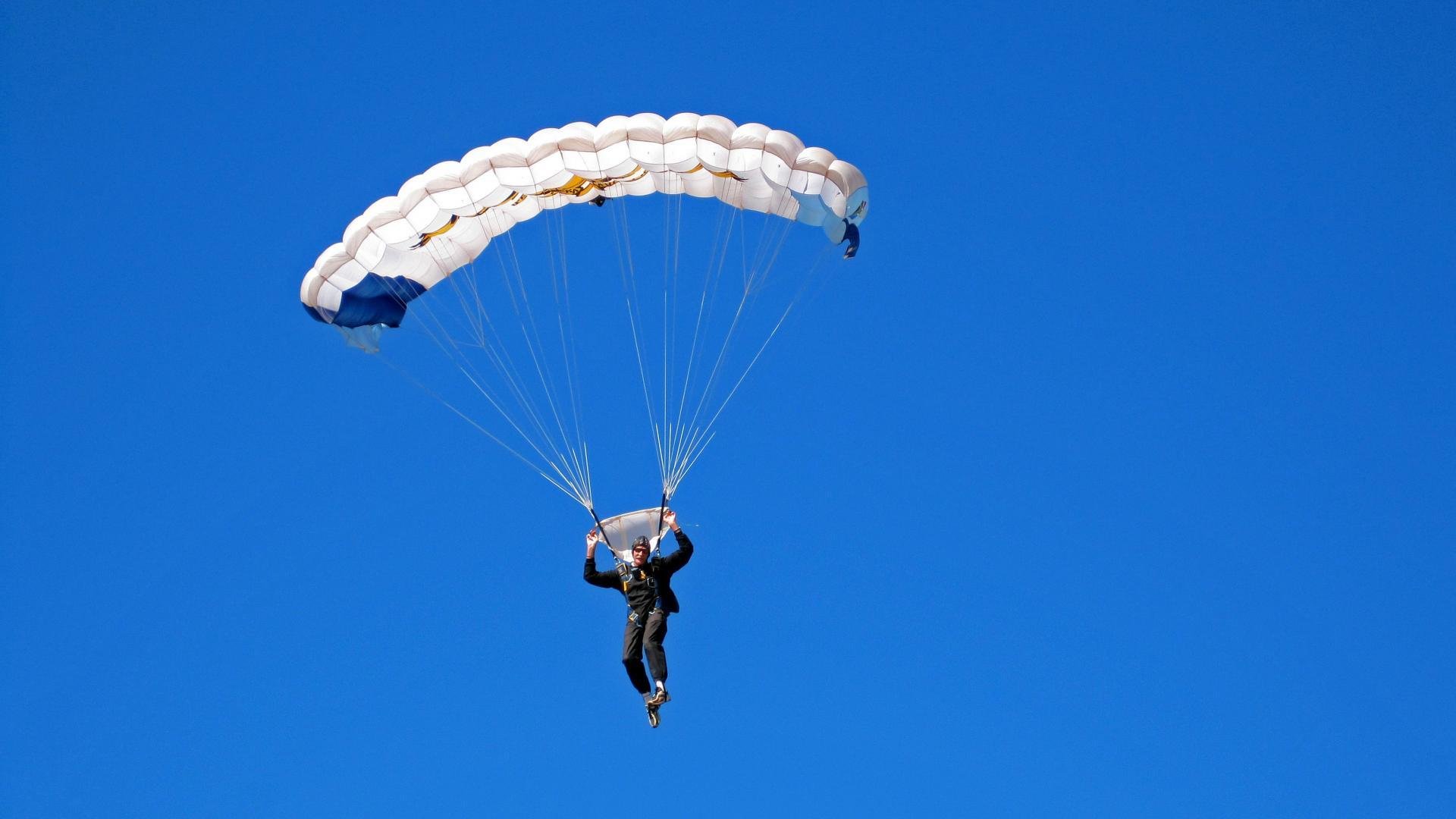 国际游泳联盟推出新反兴奋剂措施,保障比赛公平,国际业余游泳联会成立于1958年